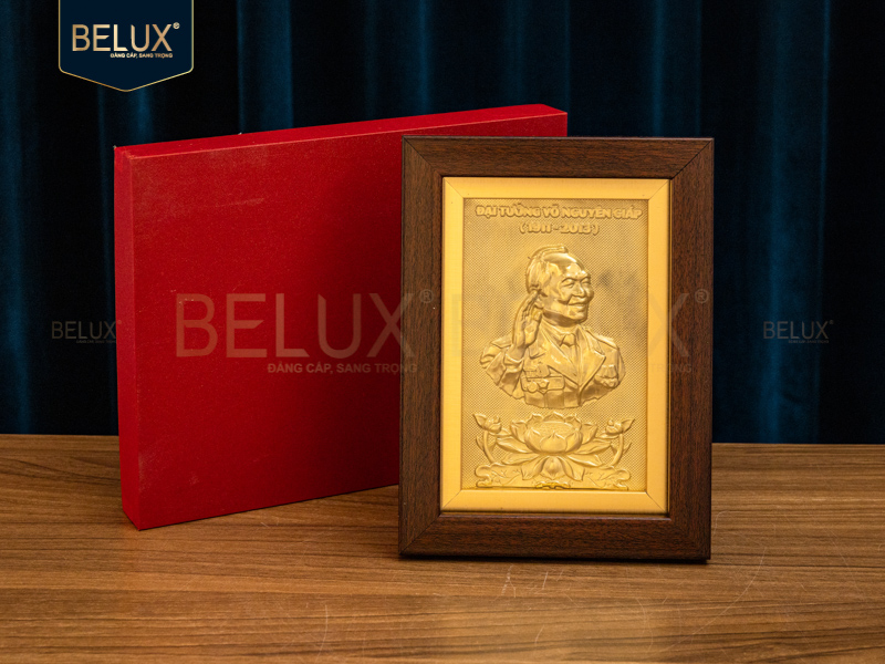 Tranh Bác Giáp bằng đồng 20x15cm